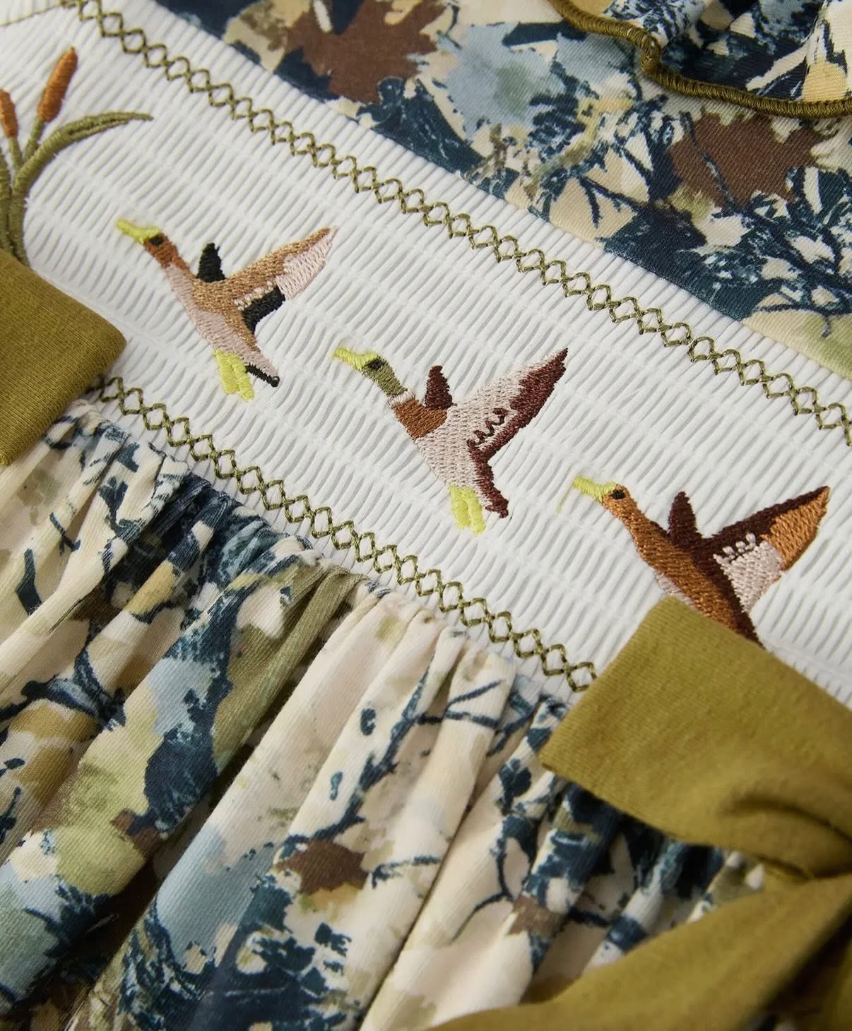 Absolutely adorable mallard smocked dress