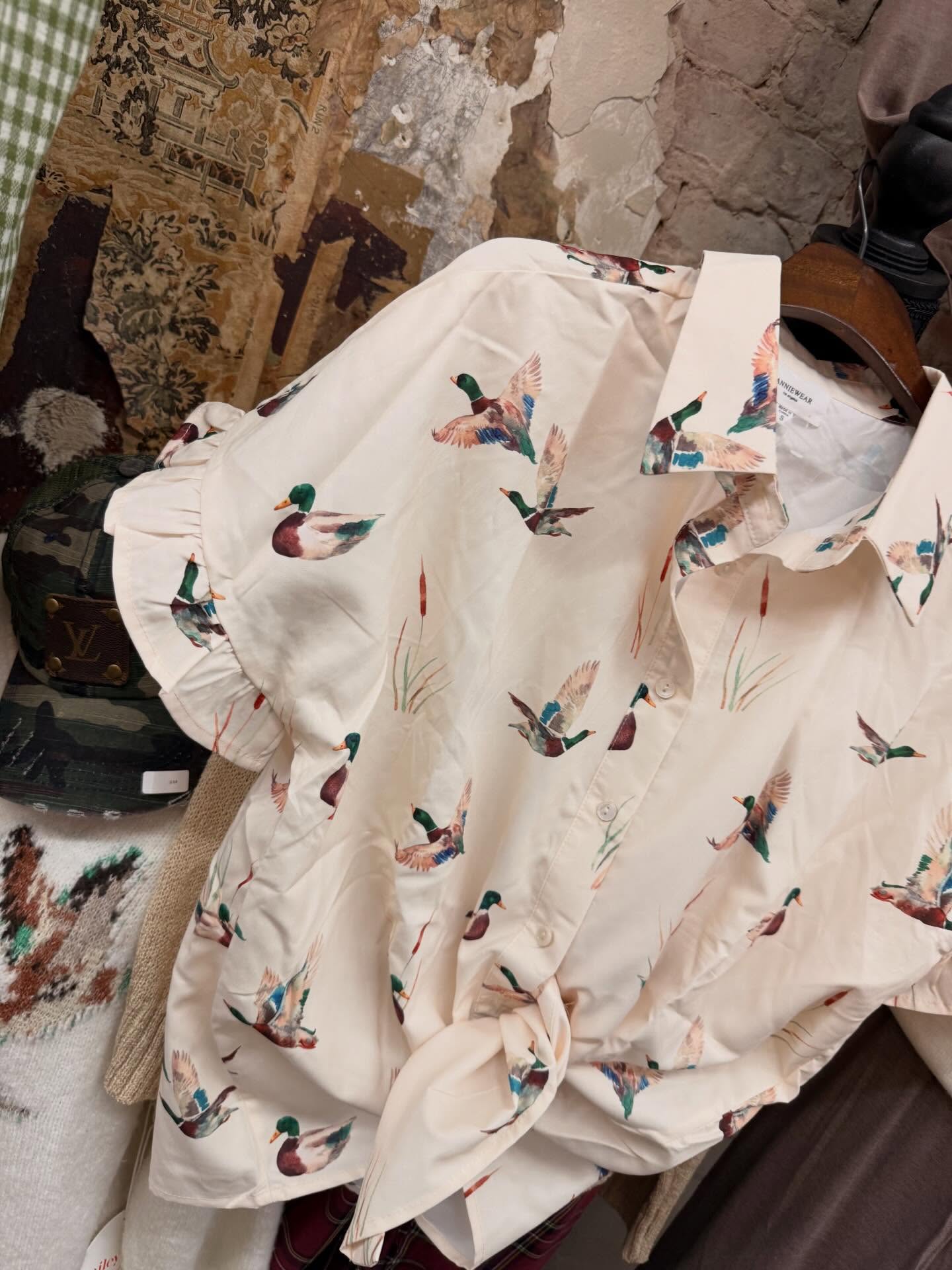 Mallard ruffle sleeve button up