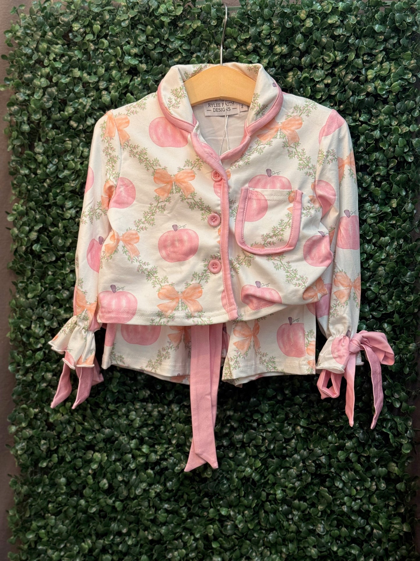 Pink and orange pumpkin pjs 5,6,7