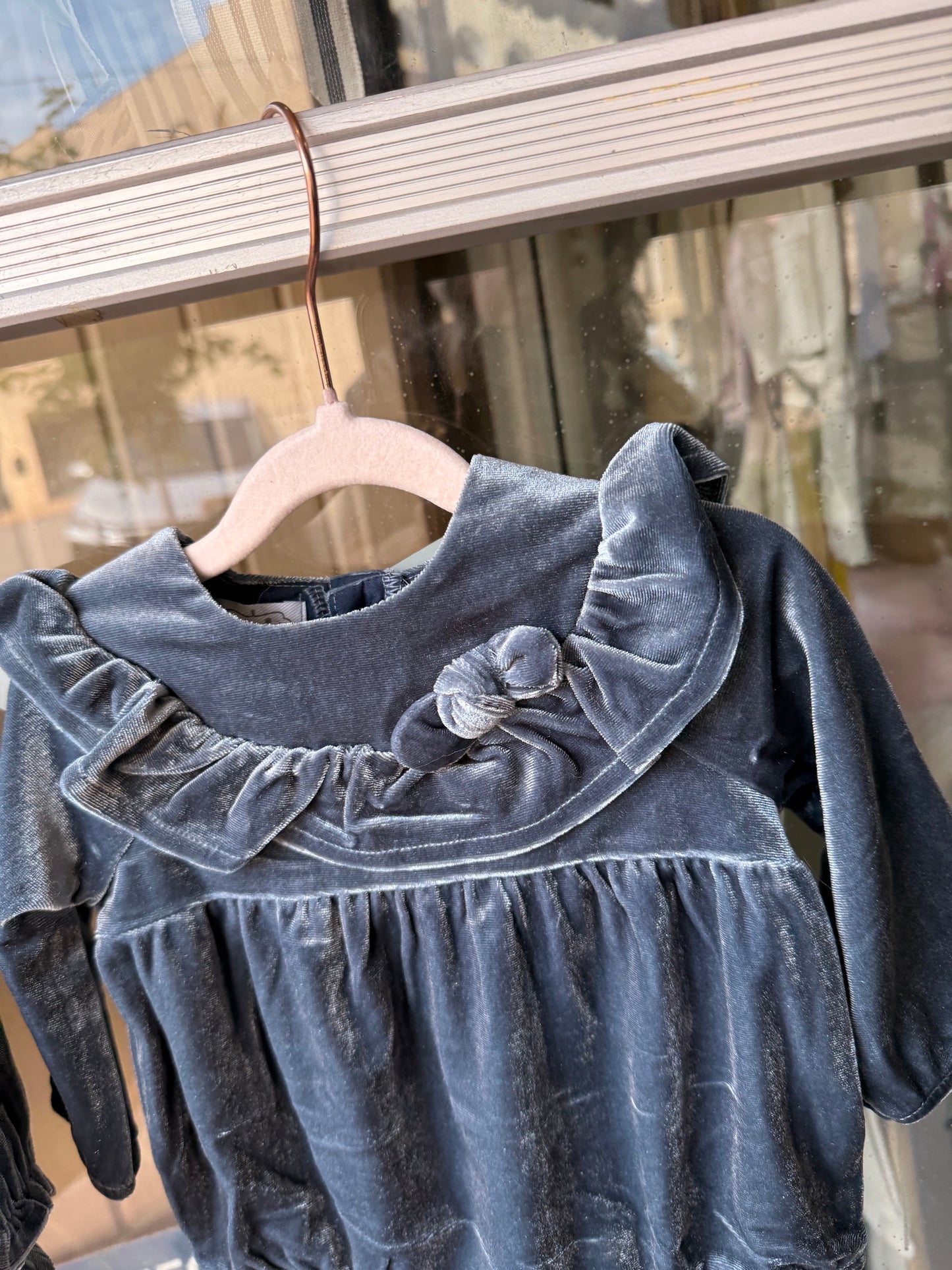 Super soft velour bubble
